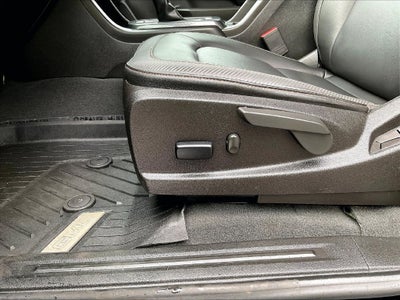 2022 GMC Canyon AT4 w/Leather