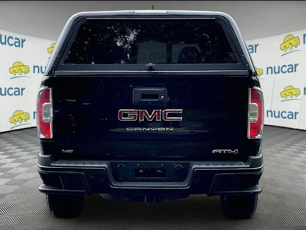 2022 GMC Canyon AT4 w/Leather