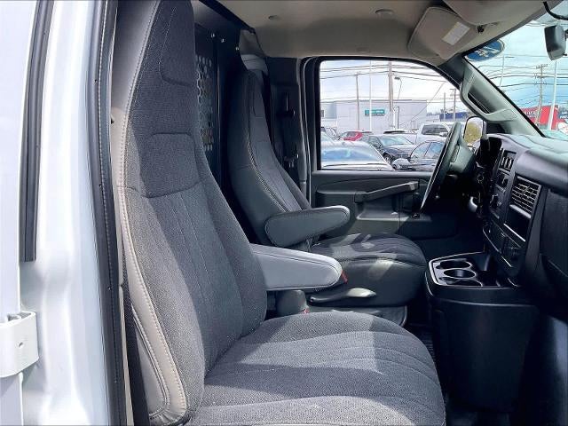 2024 GMC Savana Cargo Van RWD 2500 135"