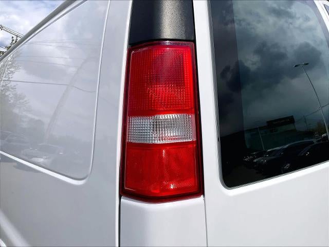 2024 GMC Savana Cargo Van RWD 2500 135"