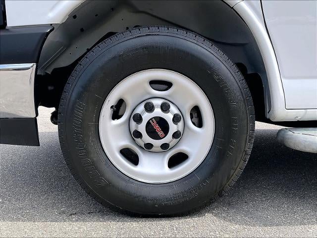 2024 GMC Savana Cargo Van RWD 2500 135"