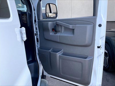 2025 GMC Savana 2500 Work Van