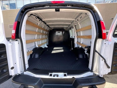 2025 GMC Savana 2500 Work Van