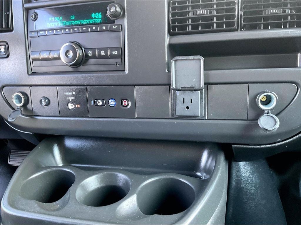 2025 GMC Savana 2500 Work Van