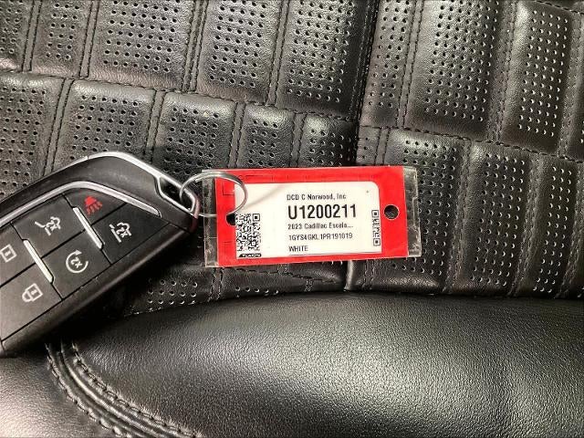 2023 Cadillac Escalade 4WD Sport Platinum