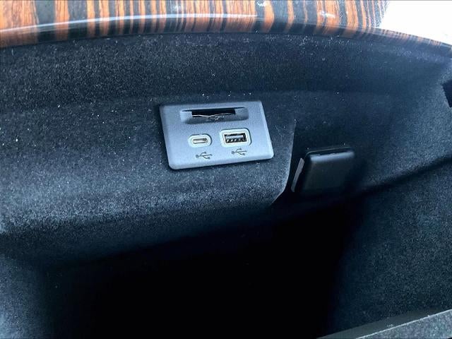 2024 Cadillac Escalade ESV 4WD Premium Luxury