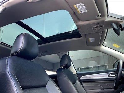 2023 Volkswagen Atlas 3.6L V6 SEL R-Line Black