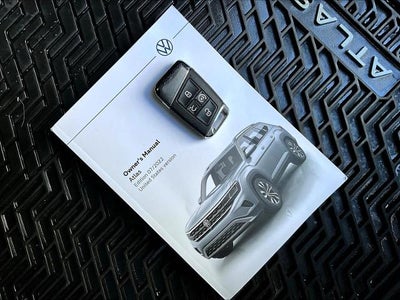 2023 Volkswagen Atlas 3.6L V6 SEL R-Line Black