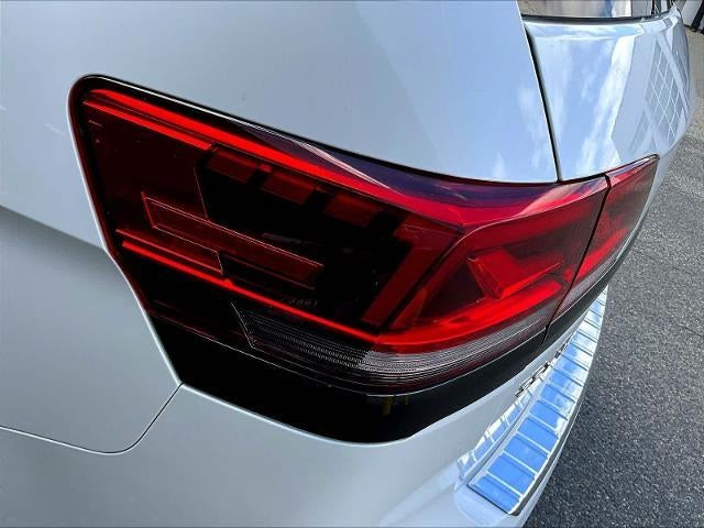 2023 Volkswagen Atlas 3.6L V6 SEL R-Line Black