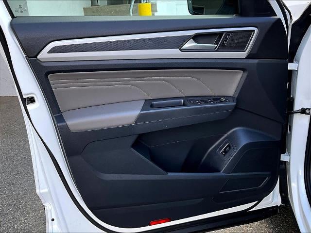 2023 Volkswagen Atlas 3.6L V6 SEL R-Line Black