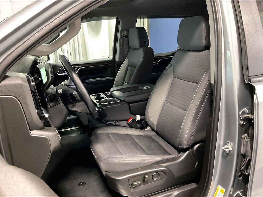 2023 Chevrolet Silverado 1500 LT LT1