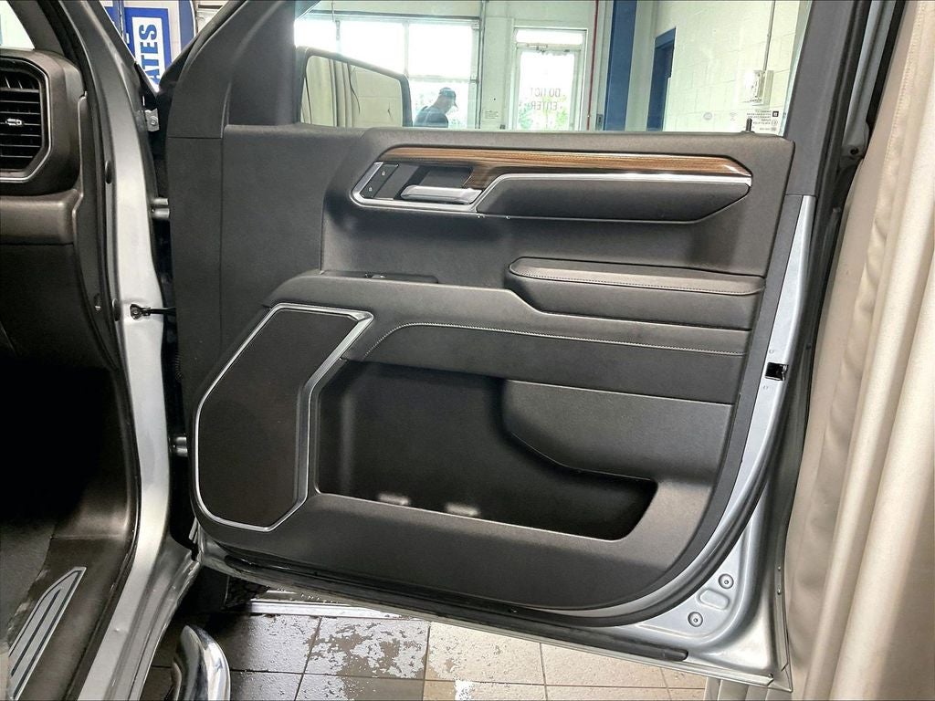 2023 Chevrolet Silverado 1500 LT LT1