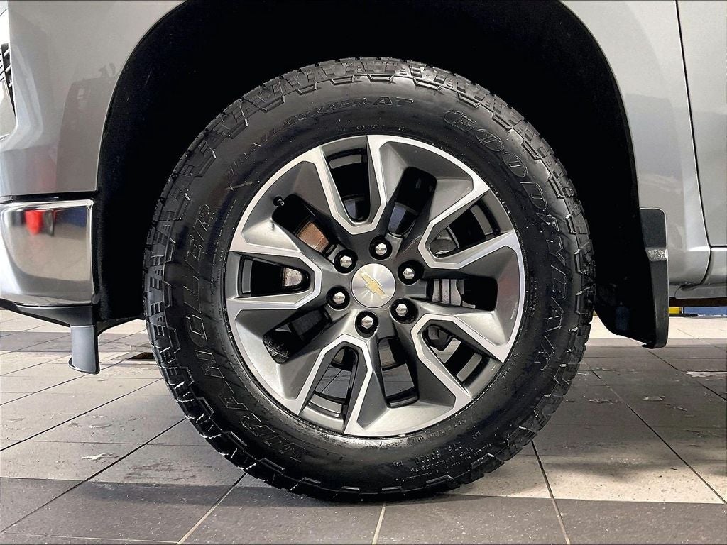 2023 Chevrolet Silverado 1500 LT LT1