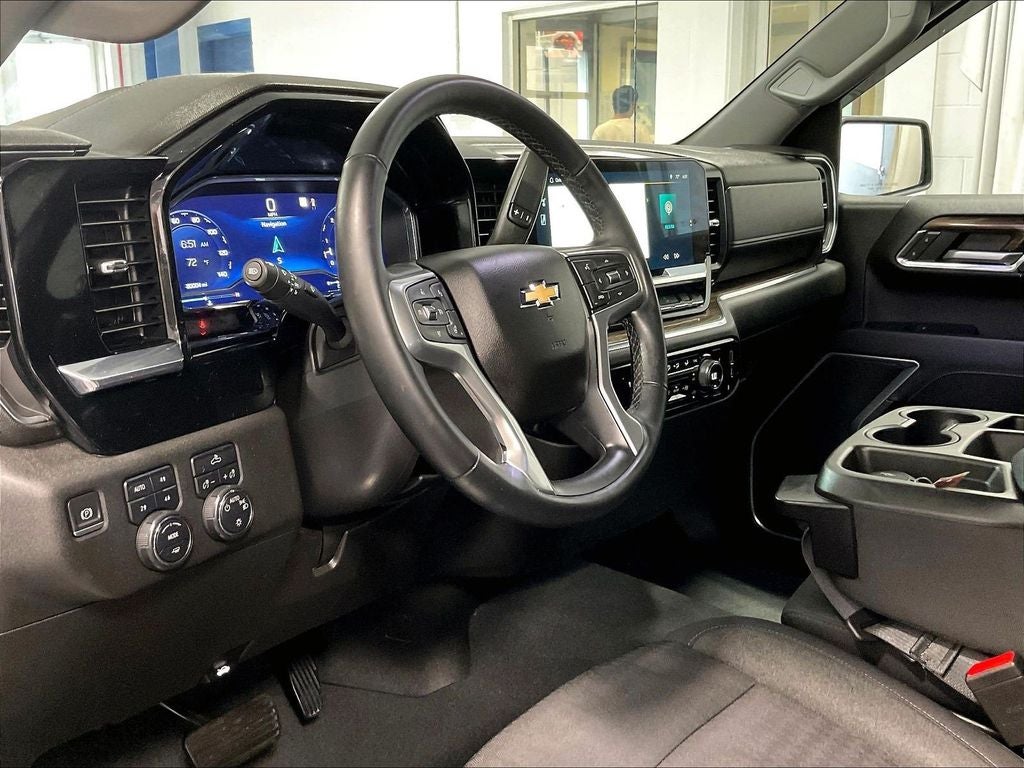 2023 Chevrolet Silverado 1500 LT LT1