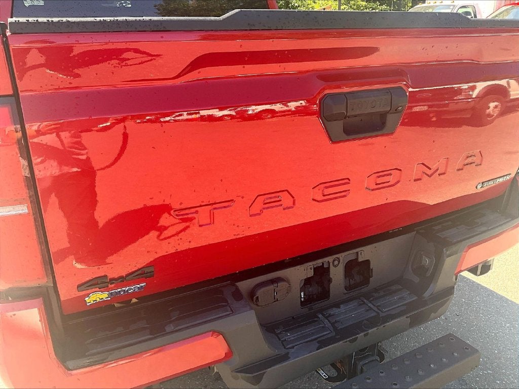 2025 Toyota Tacoma Hybrid TRD Off Road