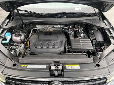 2022 Volkswagen Tiguan SE R-Line Black