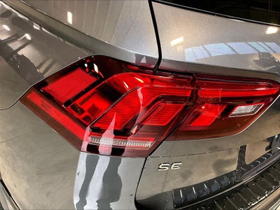 2024 Volkswagen Tiguan 2.0T SE R-Line Black
