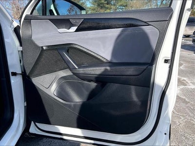 2025 Volkswagen Tiguan SE