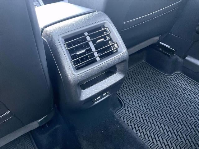 2025 Volkswagen Tiguan SE