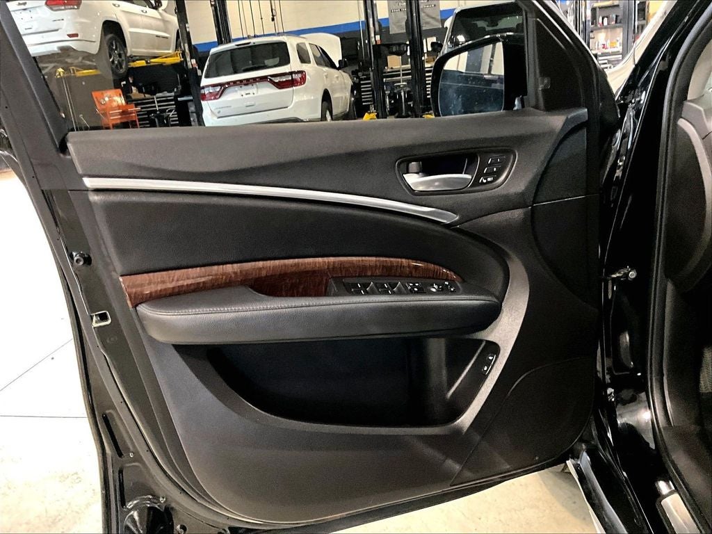 2017 Acura MDX 3.5L SH-AWD w/Technology Package