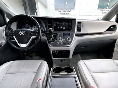 2015 Toyota Sienna XLE 7 Passenger
