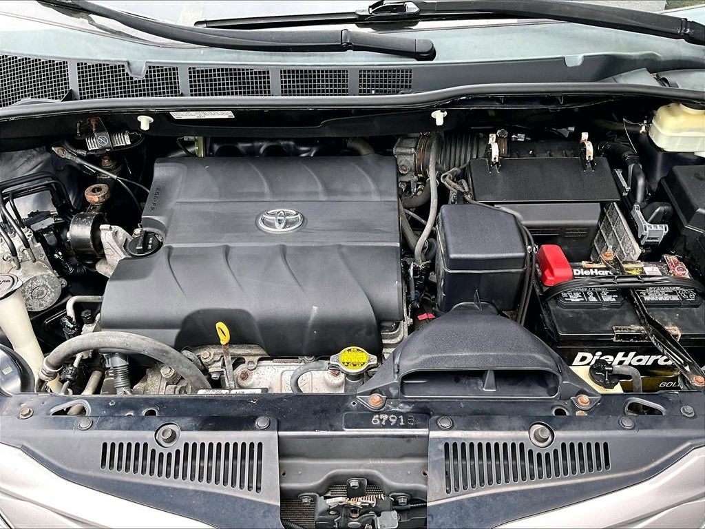 2015 Toyota Sienna XLE 7 Passenger