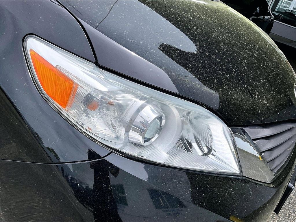 2015 Toyota Sienna XLE 7 Passenger