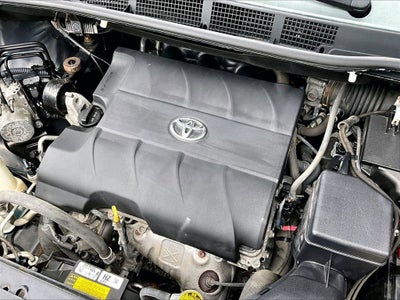 2015 Toyota Sienna XLE 7 Passenger