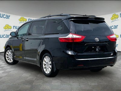 2015 Toyota Sienna XLE 7 Passenger