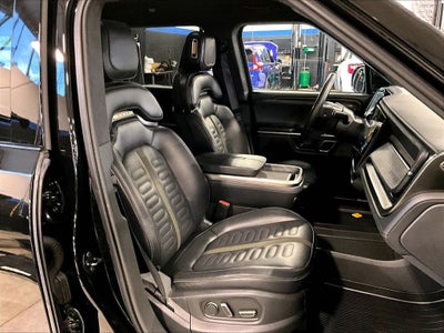 2024 Rivian R1S Adventure