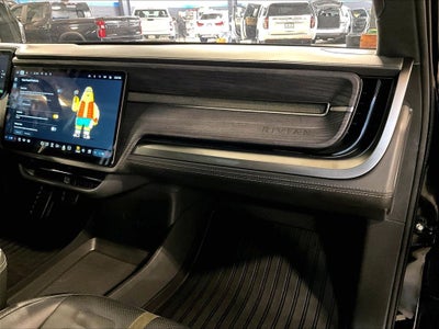 2024 Rivian R1S Adventure