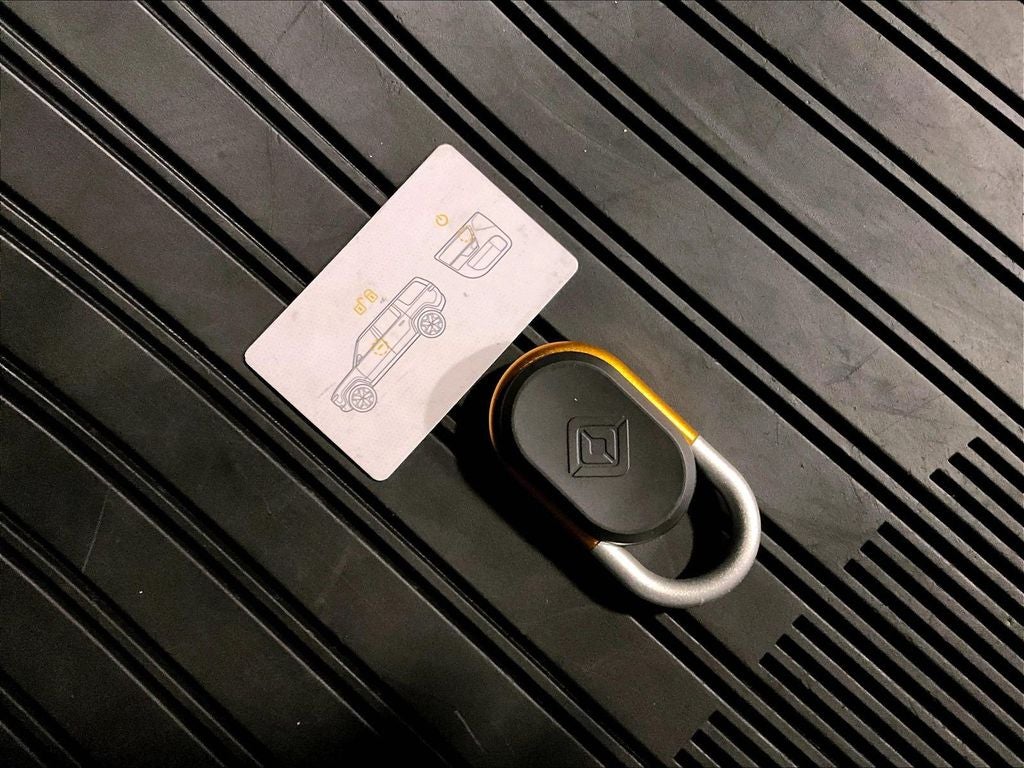 2024 Rivian R1S Adventure