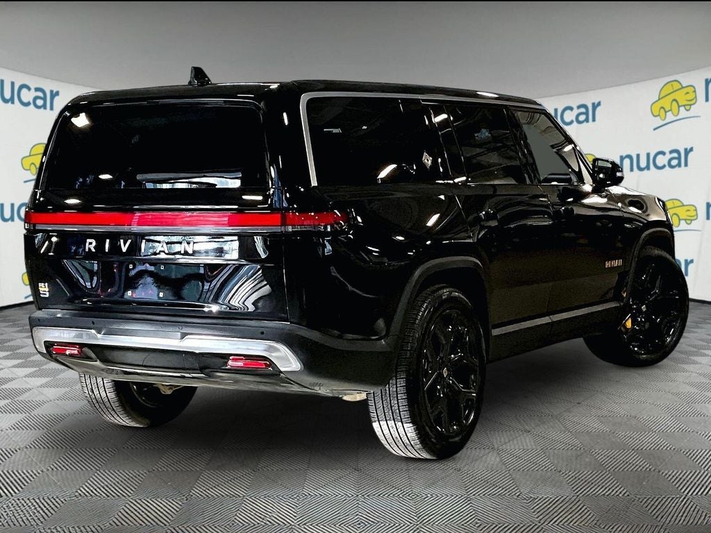 2024 Rivian R1S Adventure