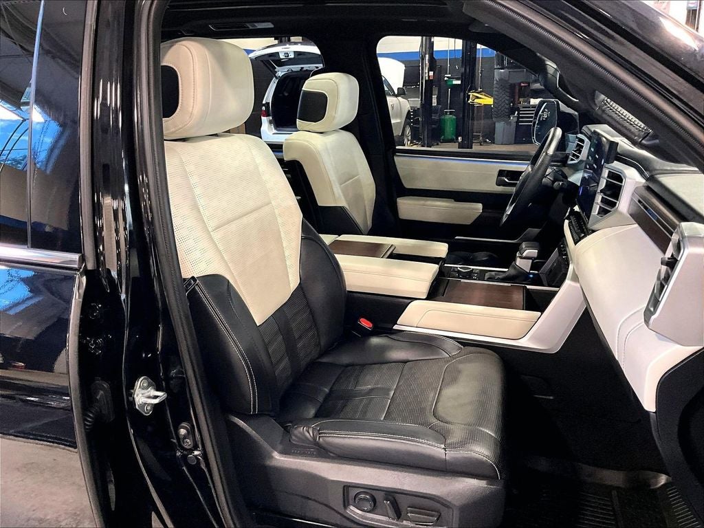 2024 Toyota Sequoia Capstone