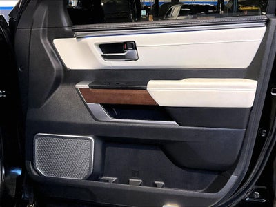 2024 Toyota Sequoia Capstone