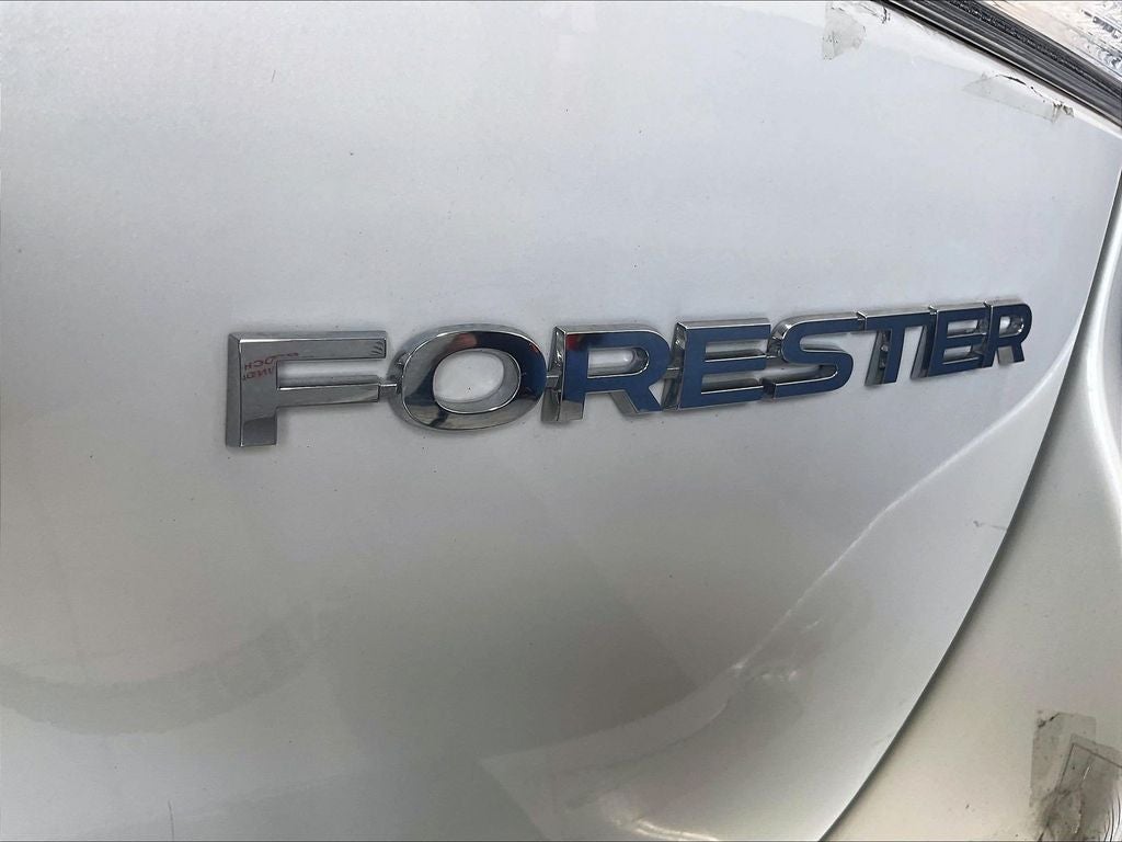 2023 Subaru Forester Base
