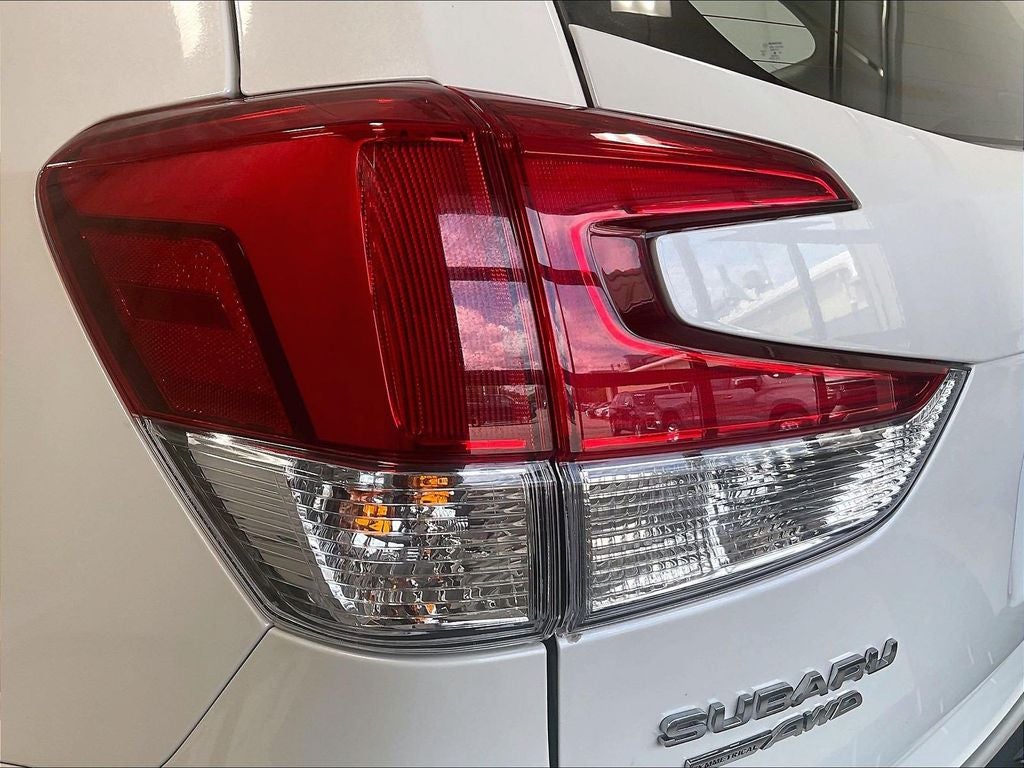2023 Subaru Forester Base
