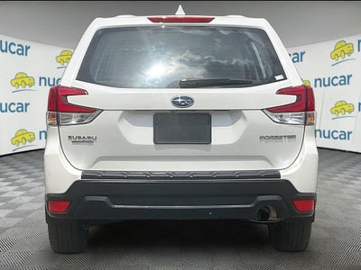 2023 Subaru Forester Base