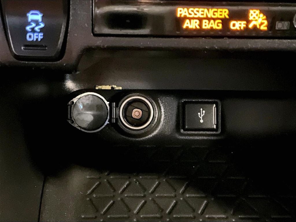 2020 Toyota RAV4 Hybrid LE