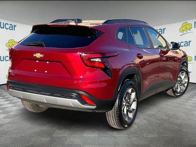 2025 Chevrolet Trax LT