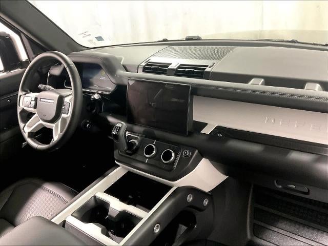 2025 Land Rover Defender S