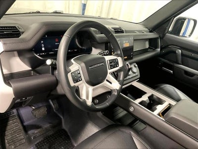 2025 Land Rover Defender S