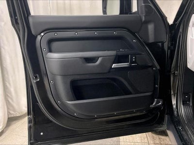 2025 Land Rover Defender S