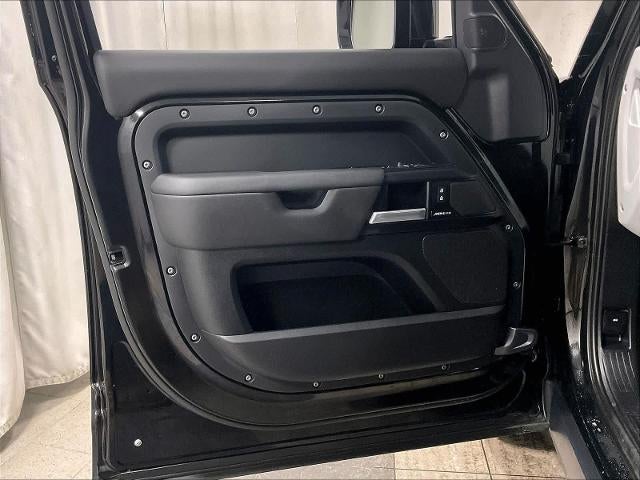 2025 Land Rover Defender S