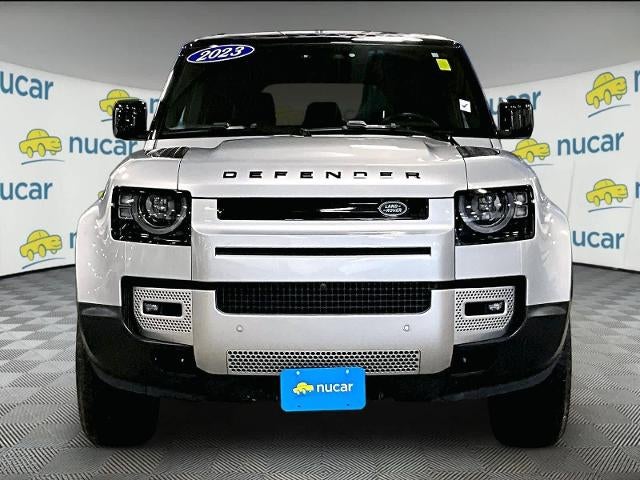 2023 Land Rover Defender SE