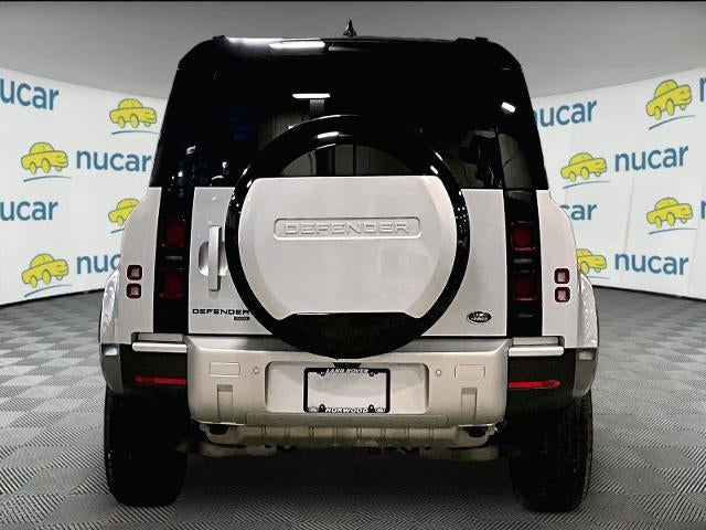 2023 Land Rover Defender SE