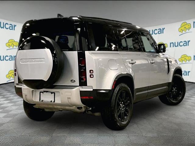 2023 Land Rover Defender SE