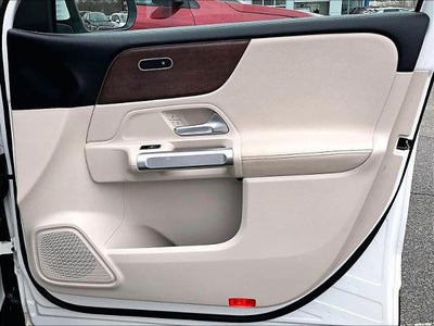 2022 Mercedes-Benz GLB 250