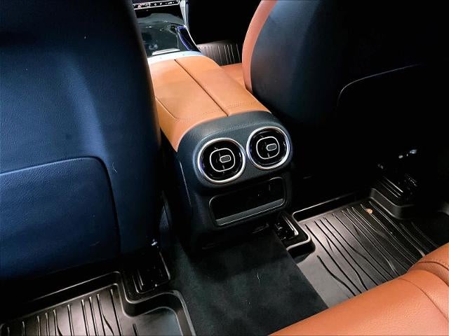 2023 Mercedes-Benz GLC 300