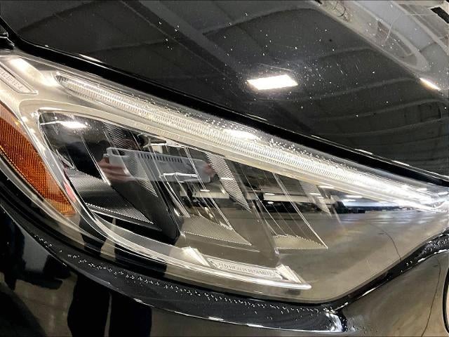 2023 Mercedes-Benz GLC 300